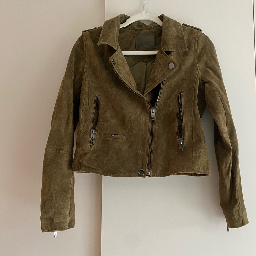 SL8 olive green suede jacket size M